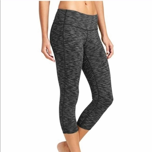 Athleta Pants - Athleta Energy Chaturanga Capri Gray Leggings S